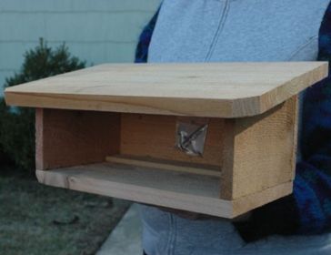 3- CEDAR SHELTER FOR MASON BEE HOUSES (EMPTY)